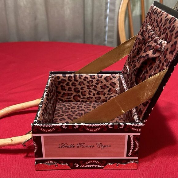 Romeo Roma Cigar Box Purse Bamboo Handle Lined Leopard Print/Pocket Novelty - Picture 5 of 5